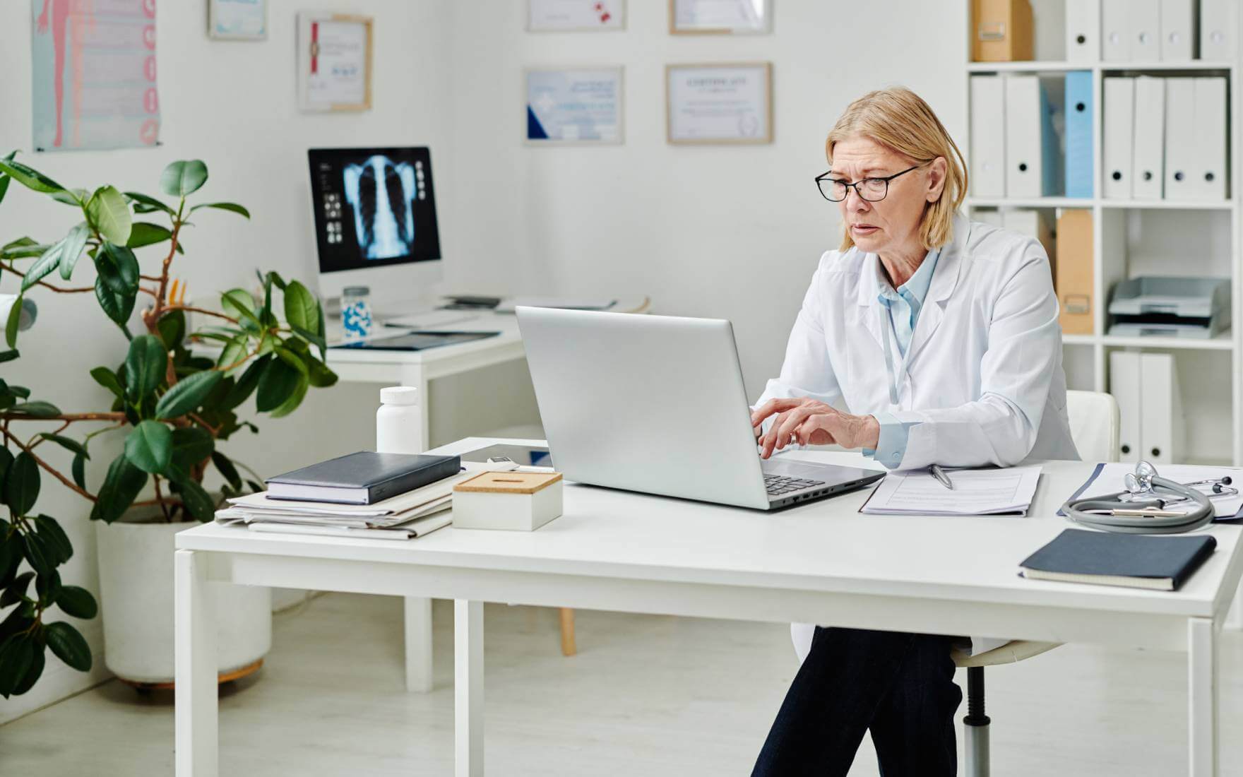 Gabinet lekarski z roślinami?